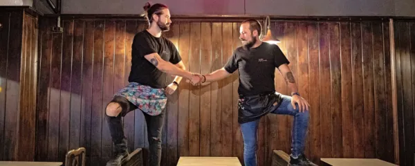 Jan Zaccaria (levo) in Mitja Pertot, gostitelja v lokalu Mood v Trstu. 