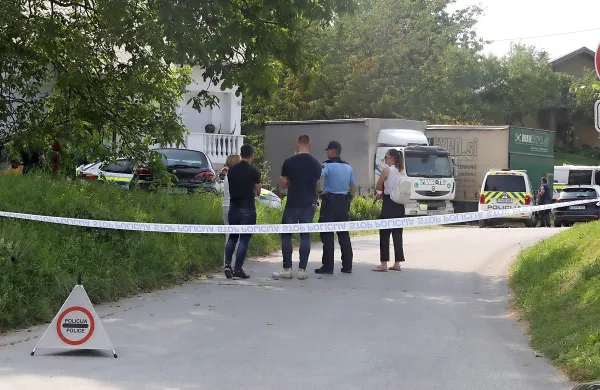 Mamo  in njenega  partnerja,  ki  so  ju  včeraj  odpeljali na  zaslišanje  
k  preiskovalni  sodnici,  naj  bi  zaslišali    danes. 