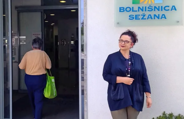 Bolnišnica Sežana ima novo vodstvo, krmilo je v rokah Sežančanke Vanje Debevec. 