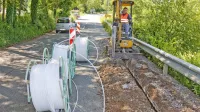 Občine Sežana, Ilirska Bistrica in Hrpelje - Kozina morajo državi 
vrniti 3,2 od 10,5 milijona evrov evropskega in državnega denarja, 
ki so ga leta 2011 dobile na javnem razpisu za gradnjo širokopasovnega omrežja. 