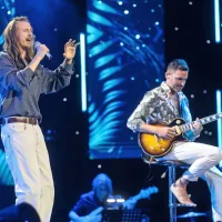 (FOTO in VIDEO) Tudi letos primorska zmaga: na MMS je s pesmijo Torek slavil Gregor Ravnik