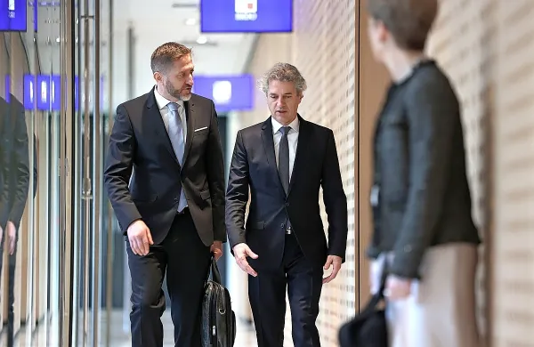 Bosta minister za finance Klemen Boštjančič in premier Robert 
Golob zadovoljila ekonomske apetite vseh ministrstev?