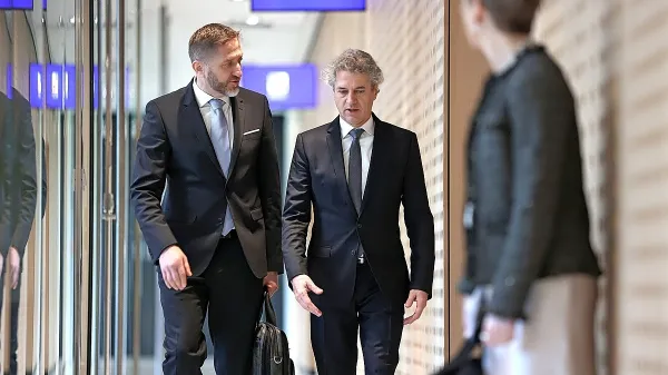 Bosta minister za finance Klemen Boštjančič in premier Robert 
Golob zadovoljila ekonomske apetite vseh ministrstev?