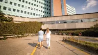 V šempetrski bolnišnici so že bili prisiljeni ob krčenju tudi 
združevati oddelke in bolniške postelje, ker jim akutno primanjkuje kadra za zdravstveno nego.