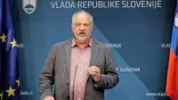 Andrej Šter je na televiziji postregel s kletvico “krucinal božji” in 
navdušil s svojo neposrednostjo.