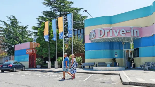 Hit namerava igralnico Casino Drive-in seliti z območja mejnega 
prehoda Vrtojba.  