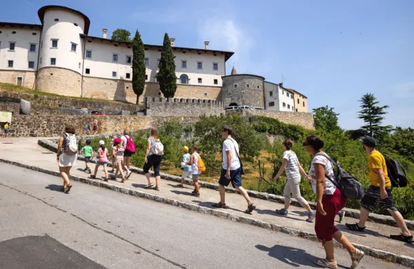 V Štanjelu prenočuje več ljudi kot leta 2019.