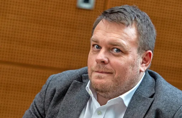 Minister Maljevac meni, da bodo poslanke in poslanci na izredni 
seji v petek z absolutno večino stali na strani ljudi in stroke in 
zakon dokončno podprli.