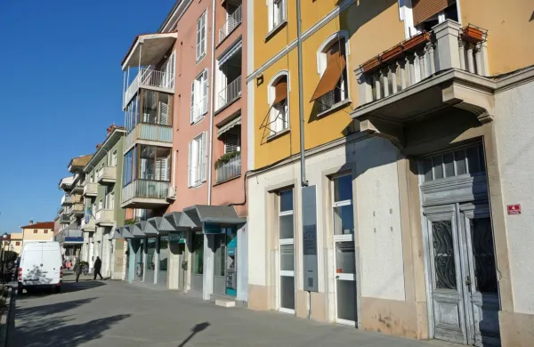 Občina je prodala le eno stanovanje