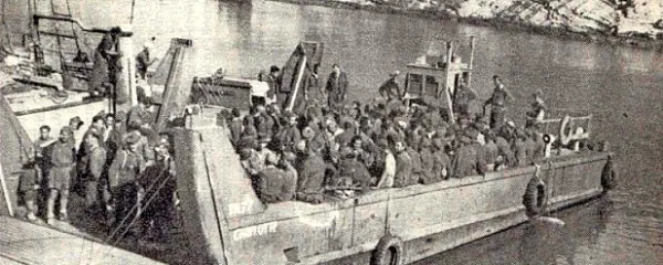 Prekomorske brigade se izkrcavajo na dalmatinski obali.