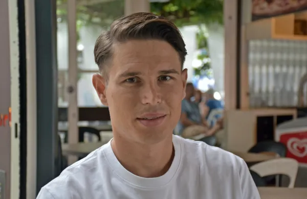 Etien Velikonja