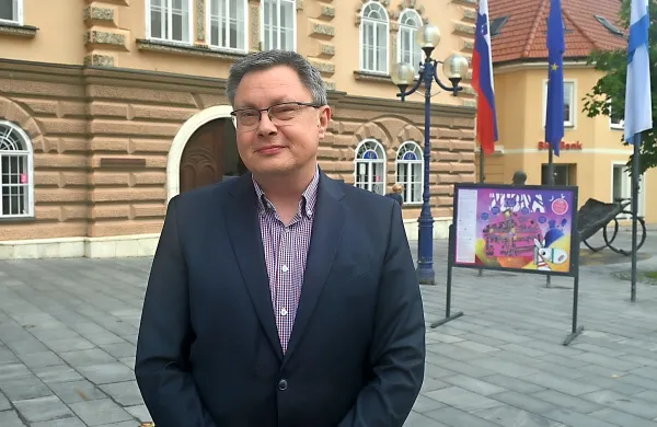 Dušan Stojanovič iz Slovenj Gradca je  član državnega zbora prvi 
mandat.  