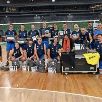 Moška odbojkarska reprezentanca se bo pred EP poslovila od  Mitje 
Gasparinija.