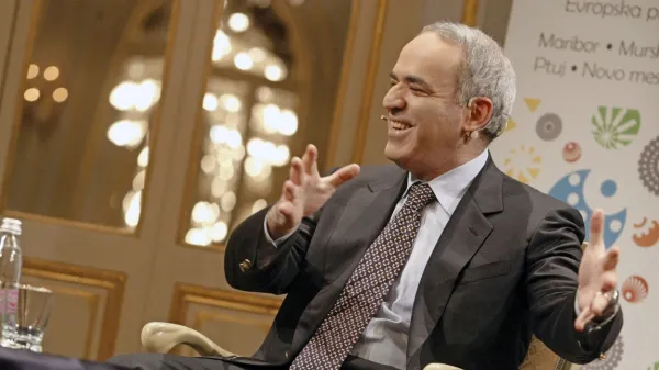 



 

Še Gari Kasparov je zbežal na Zahod.