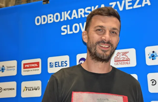 Mitja Gasparini je za Slovenijo zbral največ nastopov, 222.