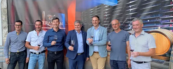 Vitovske in terane so predstavili (z leve): Matej Colja, Tadej Štoka, Luka Pangos, Marjan Colja, Valentin Bufolin, Domen Vrabec in Adam Simoneta.