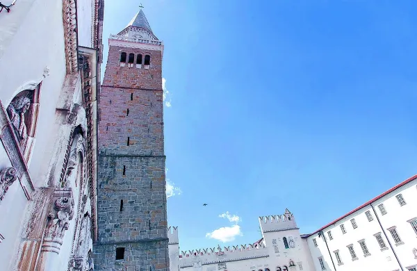 Oktobra bodo začeli obnavljati koprski zvonik. V novi podobi bo 
obiskovalce pričakal aprila prihodnje leto.