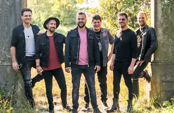 Gedore so (z leve): Jan Baruca, Mitja Bobič, Tomaž Boškin, Marko 
Toškan, Marko Hrvatin in Simon Markežič.   