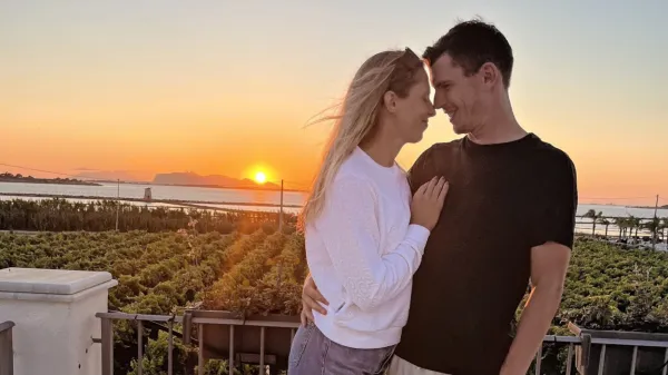 Ana Bucik in Kris Jogan bosta svojo ljubezen prihodnje leto 
kronala tudi s poroko.