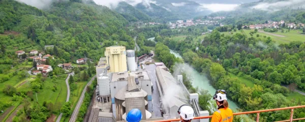 Postopek povečanja količin za sosežig odpadkov in možnost izenačenja mejnih vrednosti emisij bosta že jeseni odprla ogromno 
vprašanj in polemik. 