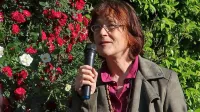 Barbara Korun bo drevi ob 20. uri nastopila na vrtu RTV Koper - 
Capodistria.   