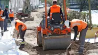 Po številu izdanih delovnih dovoljenj in enotnih dovoljenj za delo 
in bivanje v Sloveniji so v ospredju delavci v gradbeništvu.  