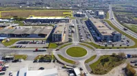 Podjetje Truck terminal je občini poslalo pobudo, s katero bi na približno 90.000 kvadratnih metrov velikem zemljišču (v ozadju, označen z 
rumeno)  omogočili gradnjo obrtno-poslovnih stavb in skladišč.