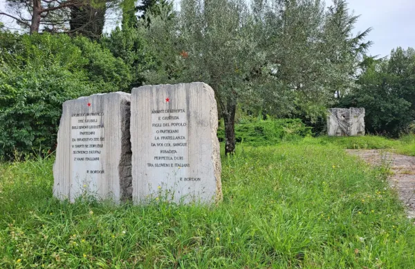 Spominsko obeležje v Bertokih