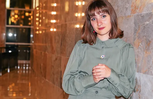 Mojca Madon pod okriljem  SNG Nova Gorica pripravlja uprizoritev 
Bevkove povesti Umirajoči bog Triglav, ki bo zaživela (najprej) v 
kulturnih domovih.   