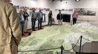 V Kobariškem muzeju obiskovalce med drugim  pritegne prikaz, kje 
je  potekala soška fronta.