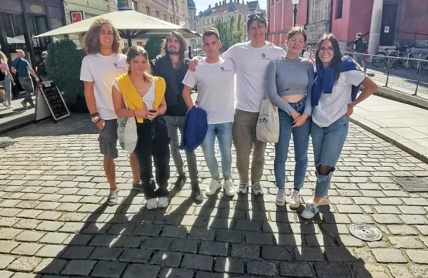 Koprske dijakinje in dijaki na Gimnazijadi z razstavo in filmi