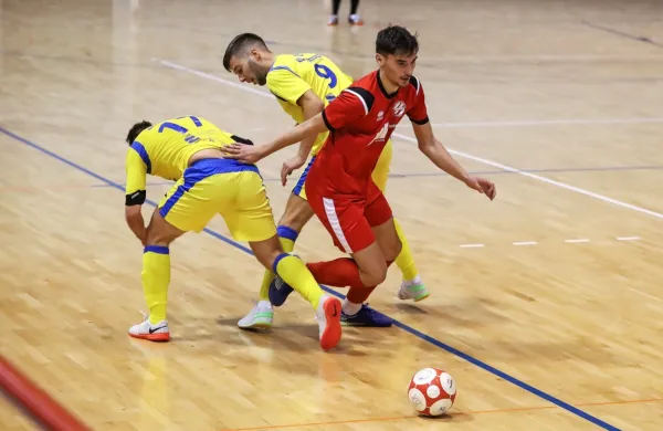 Primorski futsal bo proti Špancem zastopal član Oplasta Marko 
Mohorič.