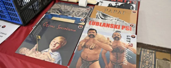 Kultne plošče slovenskih punk skupin so končno doživele svojo 
izdajo na gramofonskih ploščah.