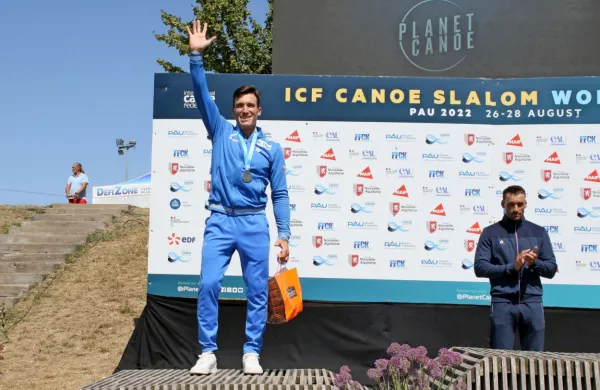 Primorec Luka Božič je  z zmago v skupnem seštevku svetovnega pokala postavil nov mejnik v že bogati karieri.