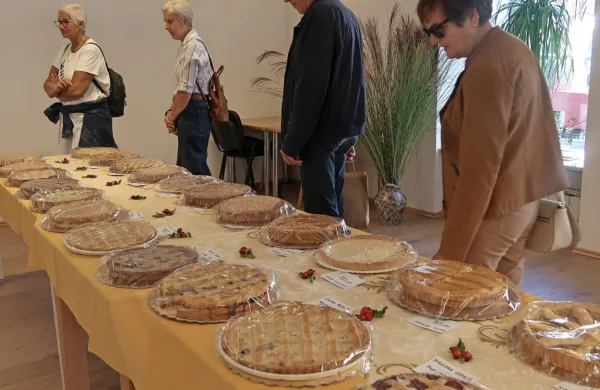 Na tretjem državnem ocenjevanju slano ali sladko nadevanih pit 
so podelili štiri zlata odličja. Vsa so ostala na Primorskem. 