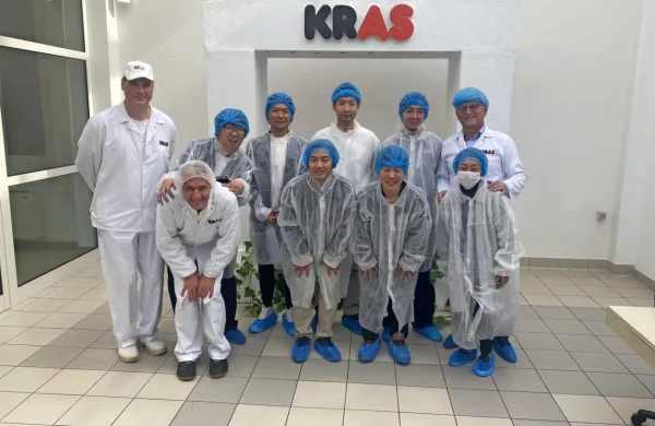 Japonski kuharski chefi so bili navdušeni nad tistim, kar so videli 
in okušali  v Krasu.  
