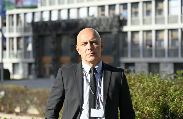 Boštjan  Lindav
