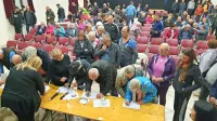 Na ustanovitvi civilne iniciative v kulturnem domu v Šempasu so 
takoj  zbrali prvih 147 podpisov za ohranitev pošte v kraju.