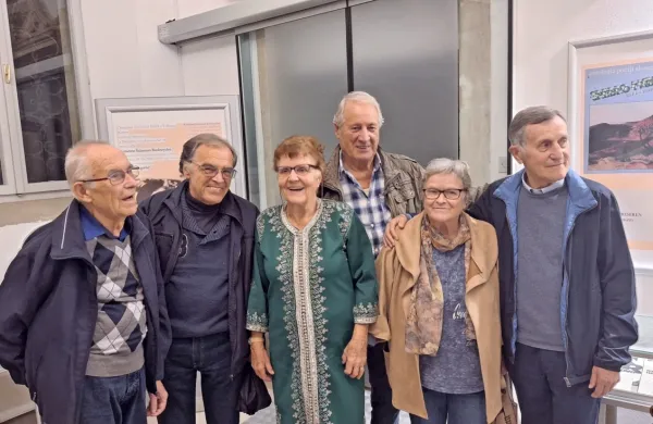 Sošolci z gimnazije pravijo, da so na  Katarino zelo ponosni (z leve): Jože Petek, dr. Salvator Žitko, Katarina Šalamun Biedrzycka, Edvin Pohlen, 
Marjeta Korošec in dr. Stanislav Mahne.   
