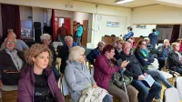 Prebivalci Dijaške ulice s  podporniki nočejo, da bi njihova ulica 
postala vstopna cesta do obvoznice. 