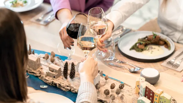 Martinovanje v Istrian bistro & Tapas baru z vinsko spremljavo vin Kmetije Mahnič