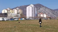Ko bodo zgradili odvodnik v Sočo, bodo končno lahko gradili tudi na travniku v centru mesta. 