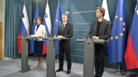 Pred koalicijskimi partnerji je pogovor, kako naprej.