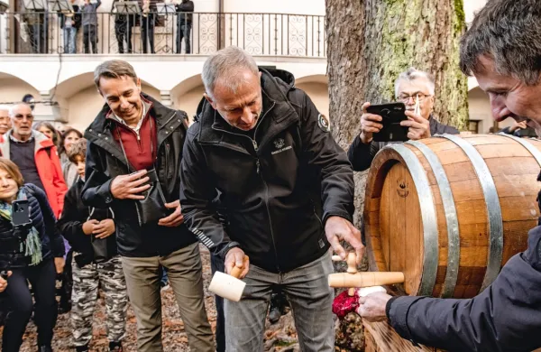 Martinovanje na Krasu privabilo rekordno število obiskovalcev (FOTO)