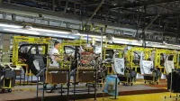 Novomeškemu Revozu se po daljšem času negotovosti obeta 
proizvodnja novega modela njihovega strateškega partnerja Renaulta.