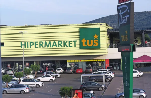 Trgovski znamki Tuš se čas očitno izteka.