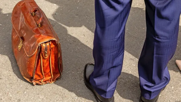 Na potovanjih je bolje uporabljati trde kovčke, saj se stenice težje 
primejo na trde materiale kot na tekstil.