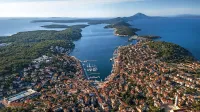 

Na Malem Lošinju so prepričani, da je prišlek iz Slovenije storil 
kaznivo dejanje.