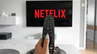Na slovenske podnapise ob Netflixovih serijah bo treba še počakati.