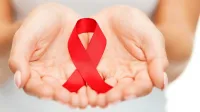 

Rdeča pentlja je simbol solidarnosti z osebami, okuženimi z 
virusom HIV, in osebami, obolelimi za aidsom.